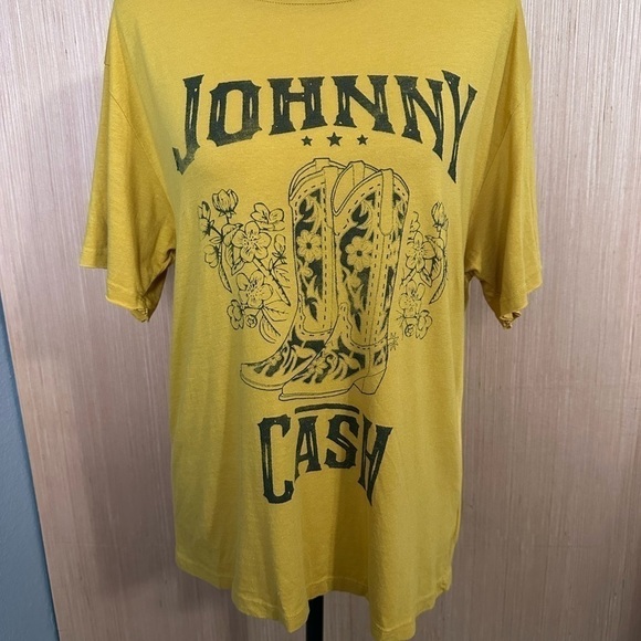 DAYDREAMER Johnny Cash Boots Boyfriend Tee, Size Small - Picture 3 of 11